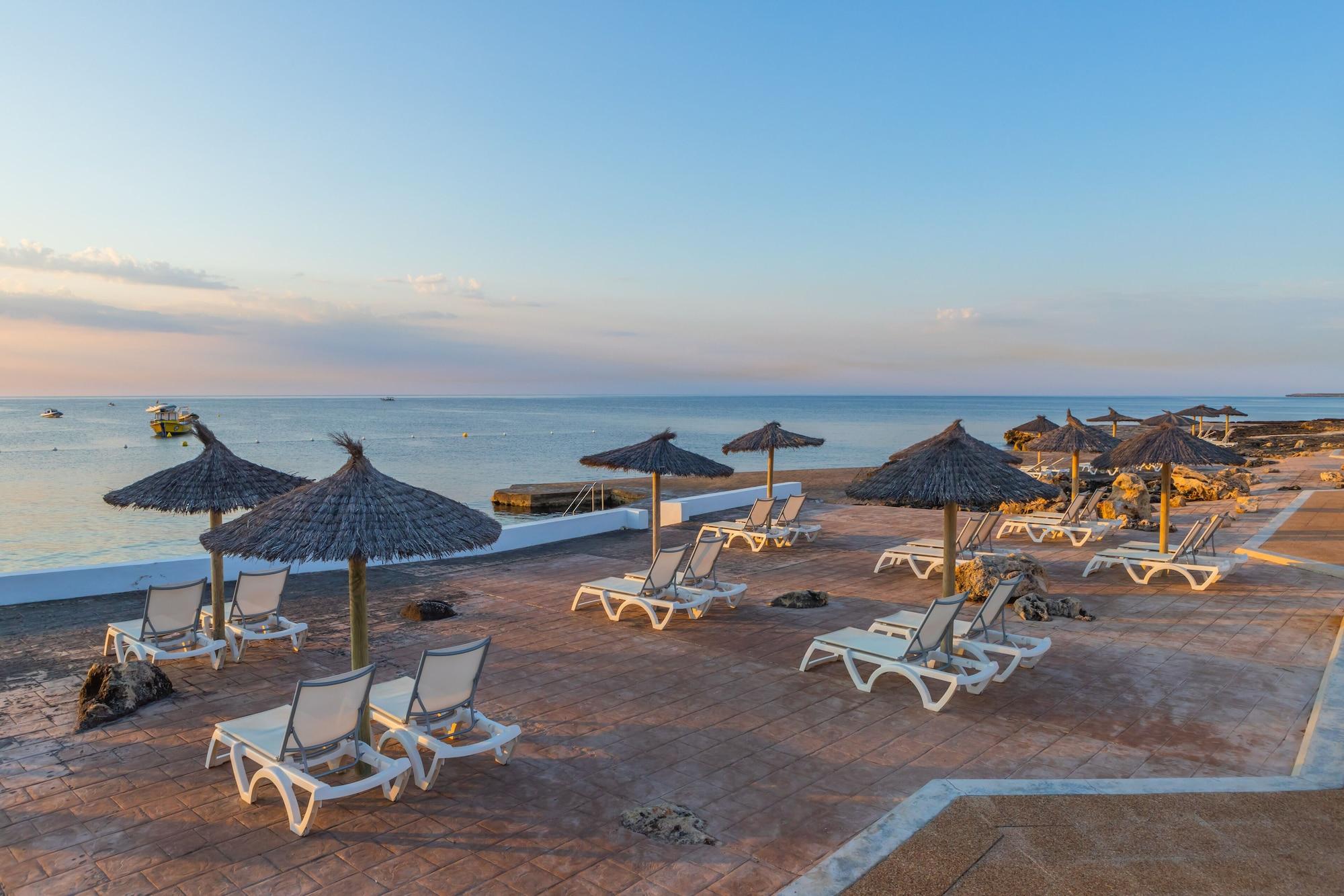 Playa AluaSoul Menorca Hotel - Adults Only