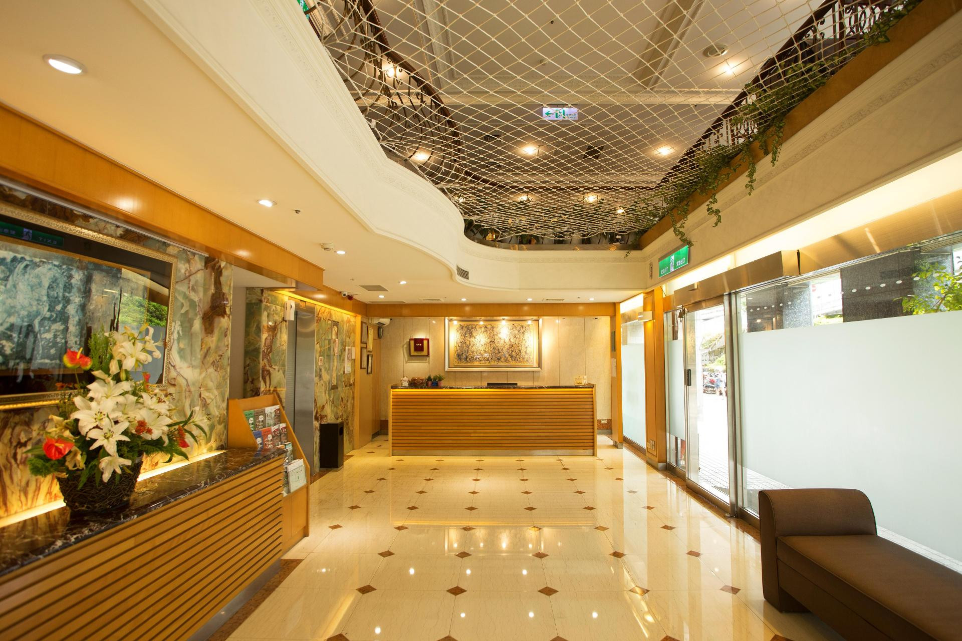 Vista Lobby Silken Hotel