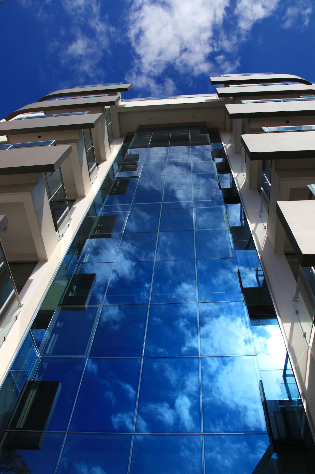 Vista Exterior Prince Hotel