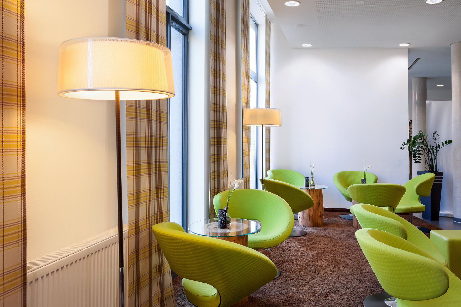 Bar/Salón Holiday Inn Express Augsburg by IHG