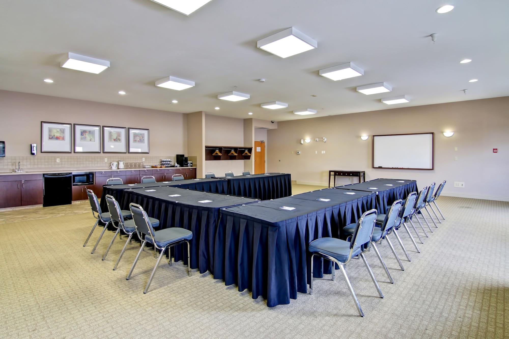 Sala de Reuniones Oyen Canalta