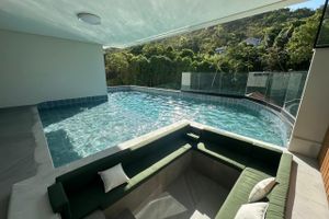 Renta Vacacional - Jacuzzi e Piscina Aquecida • 120 m da Praia