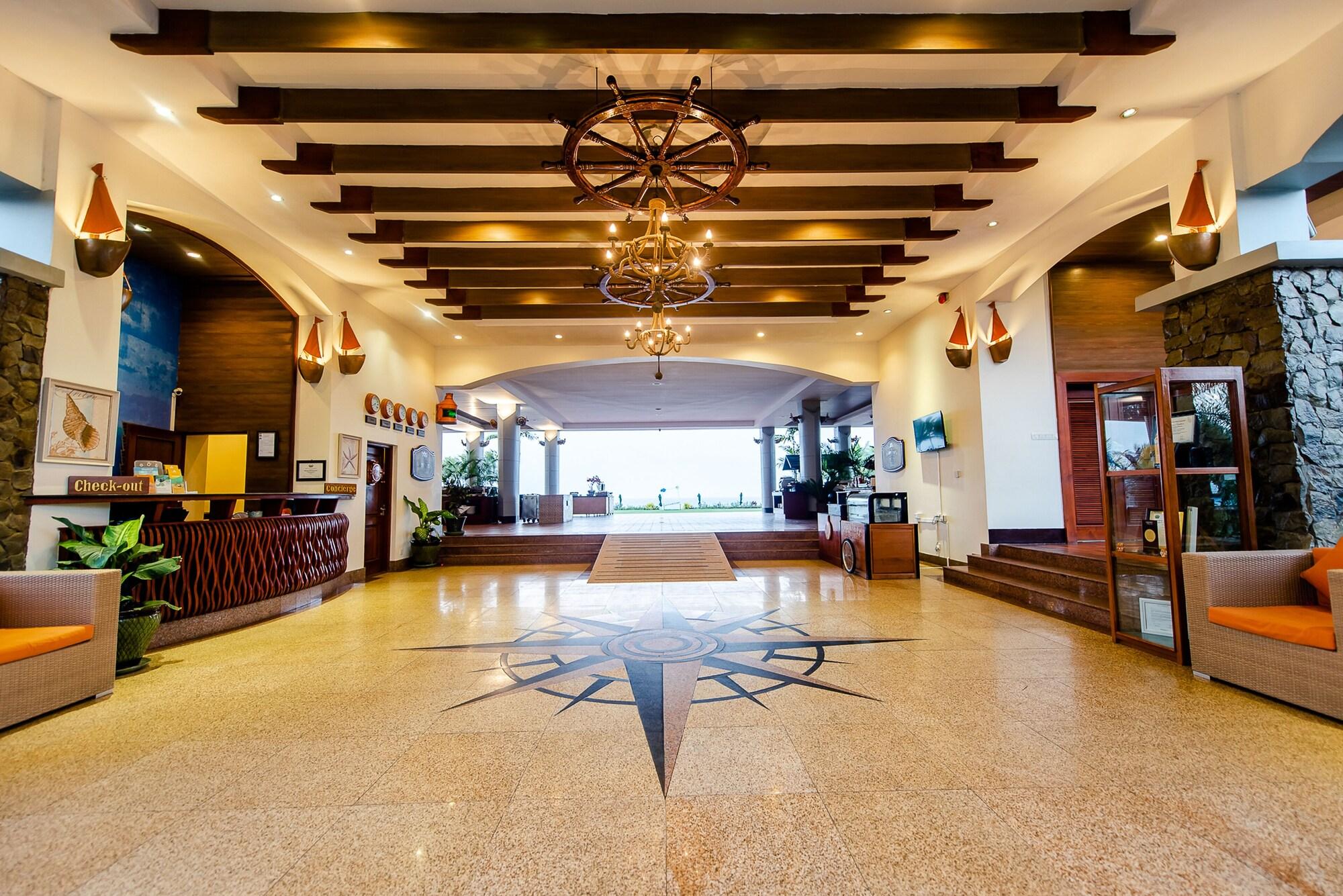 Vista Lobby Ngwe Saung Yacht Club & Resort