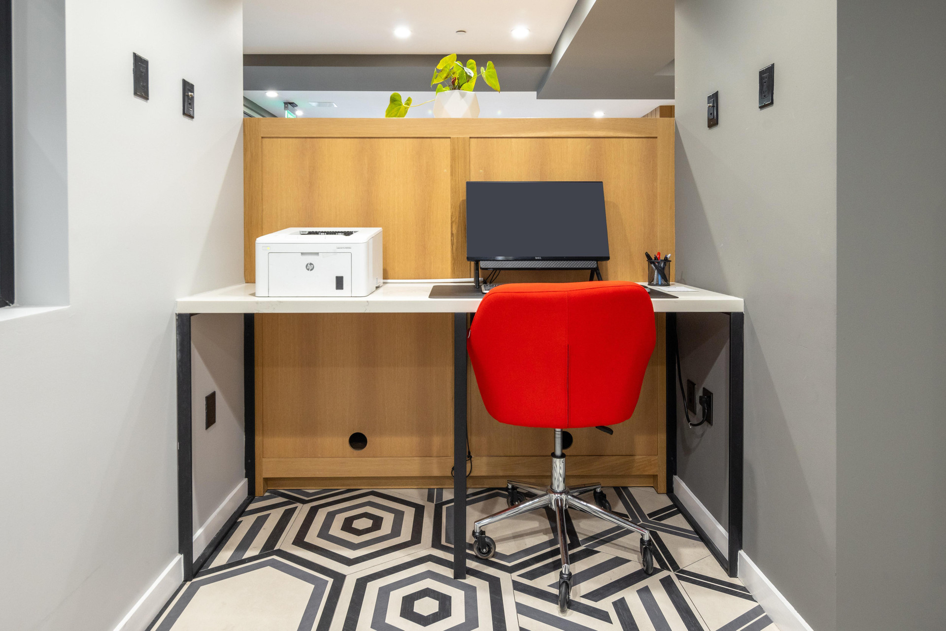 Centro de Negocios Americas Best value Inn Golden Gate