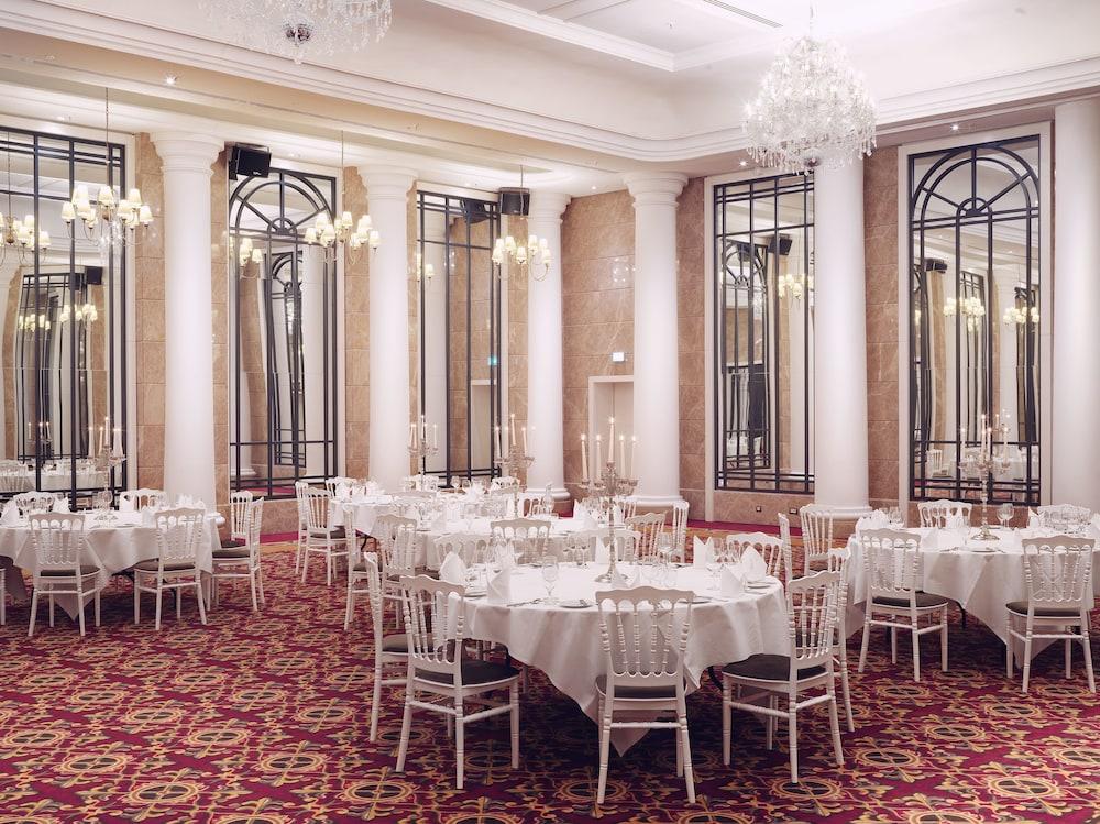 Hotel TITANIC Gendarmenmarkt Berlin