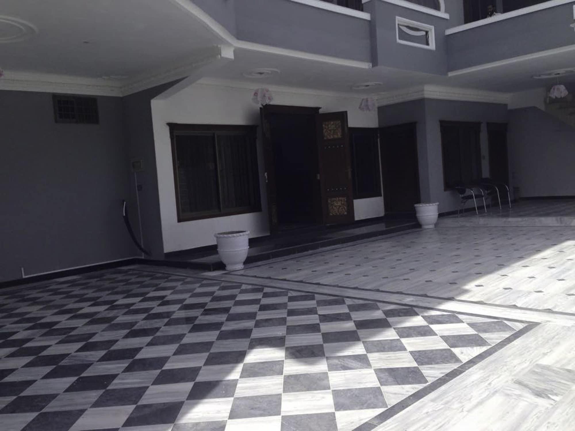 Vista Exterior Tulip Guest House
