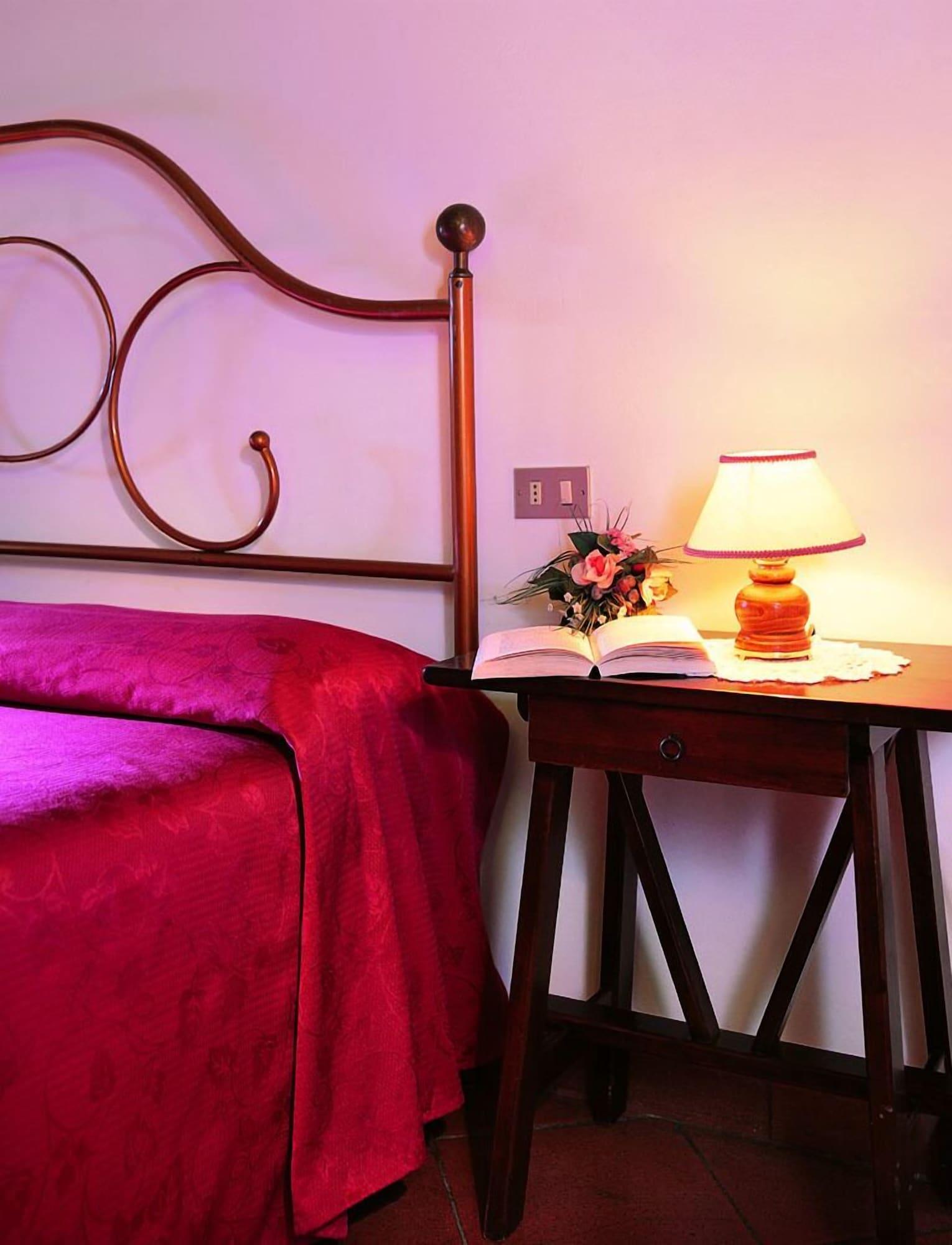 Varios Hotel San Rufino