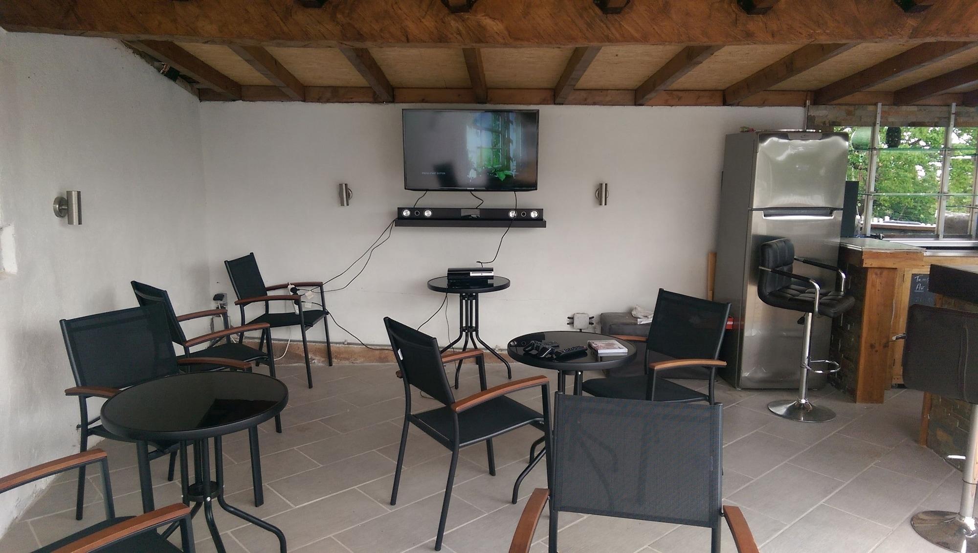 Bar/Salón Pugetvilla