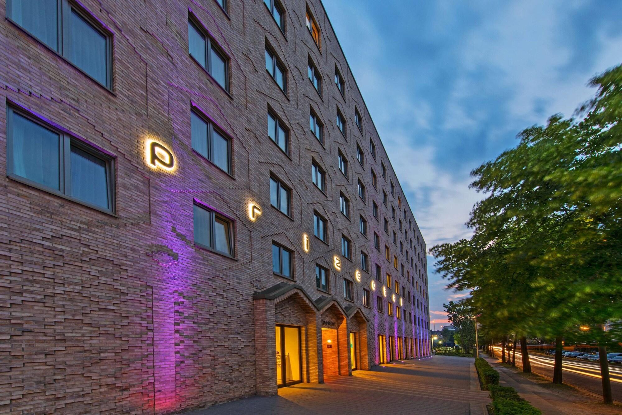 Vista Exterior Prize by Radisson, Hamburg City