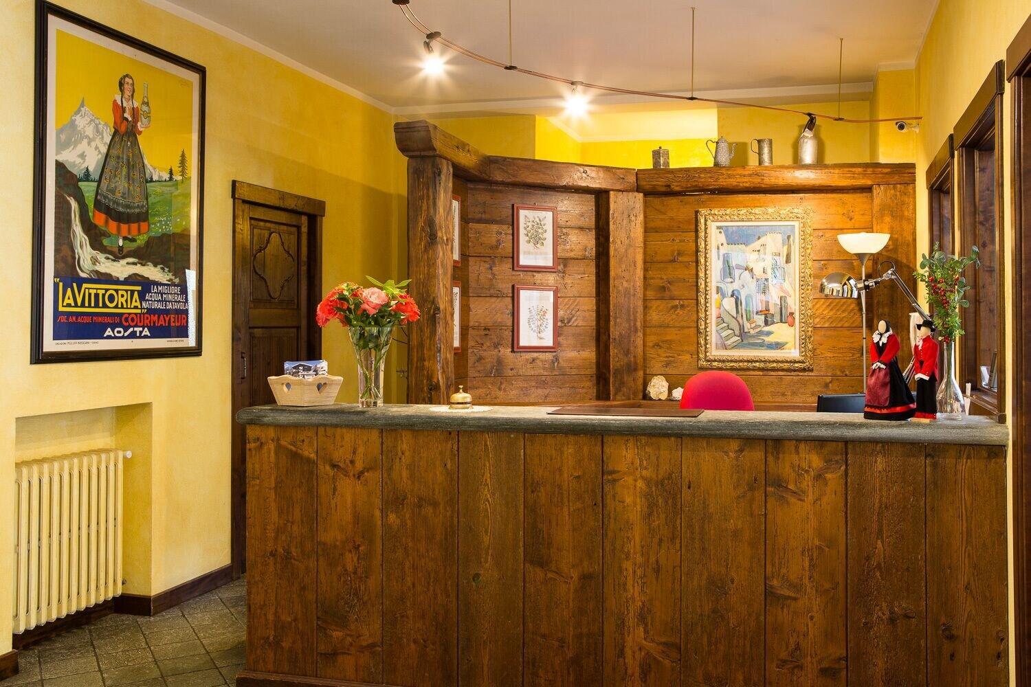 Vista Lobby Crampon