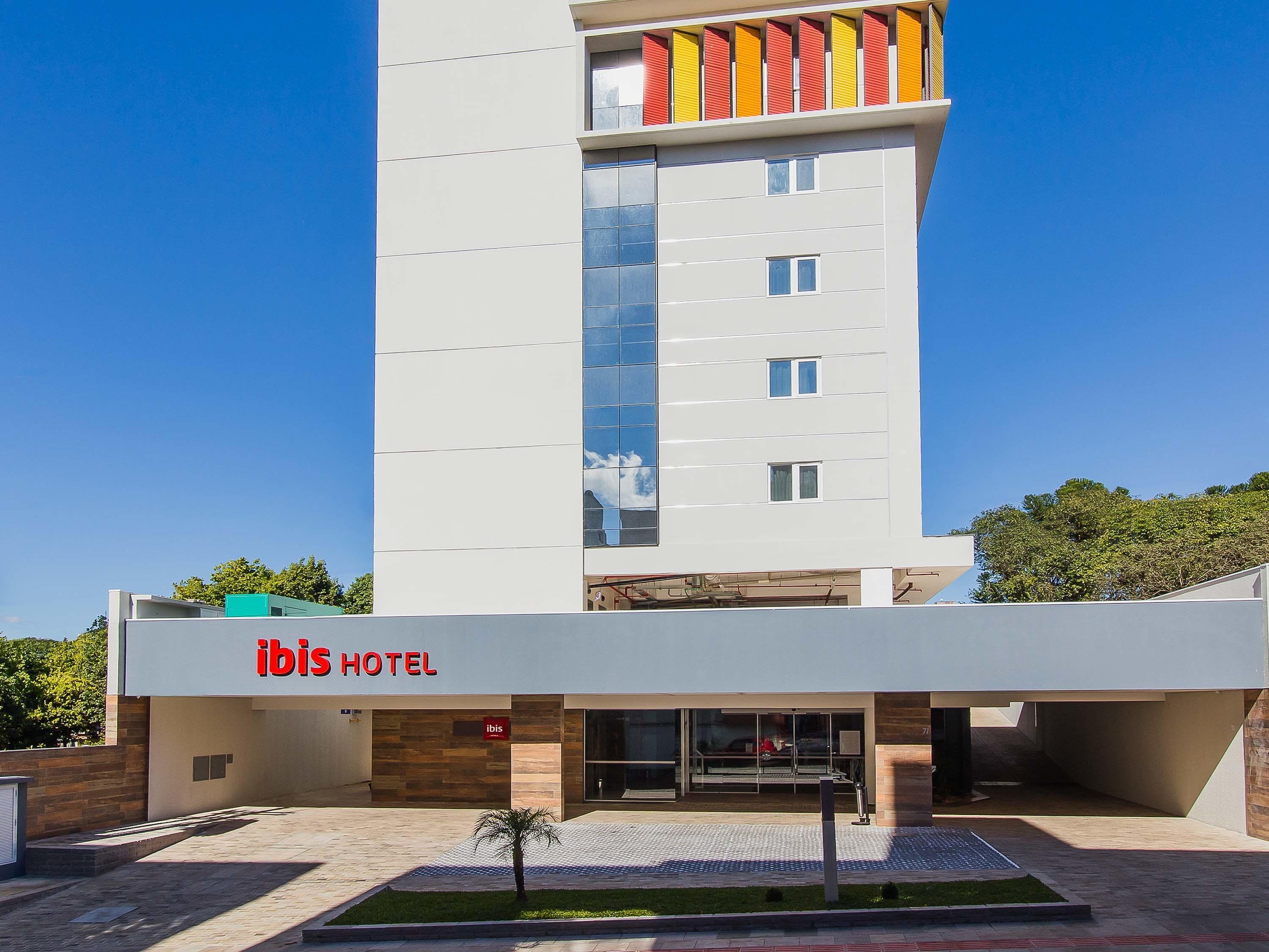 Vista Exterior ibis Erechim