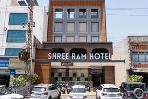 Alojamiento - Shree Ram Hotel
