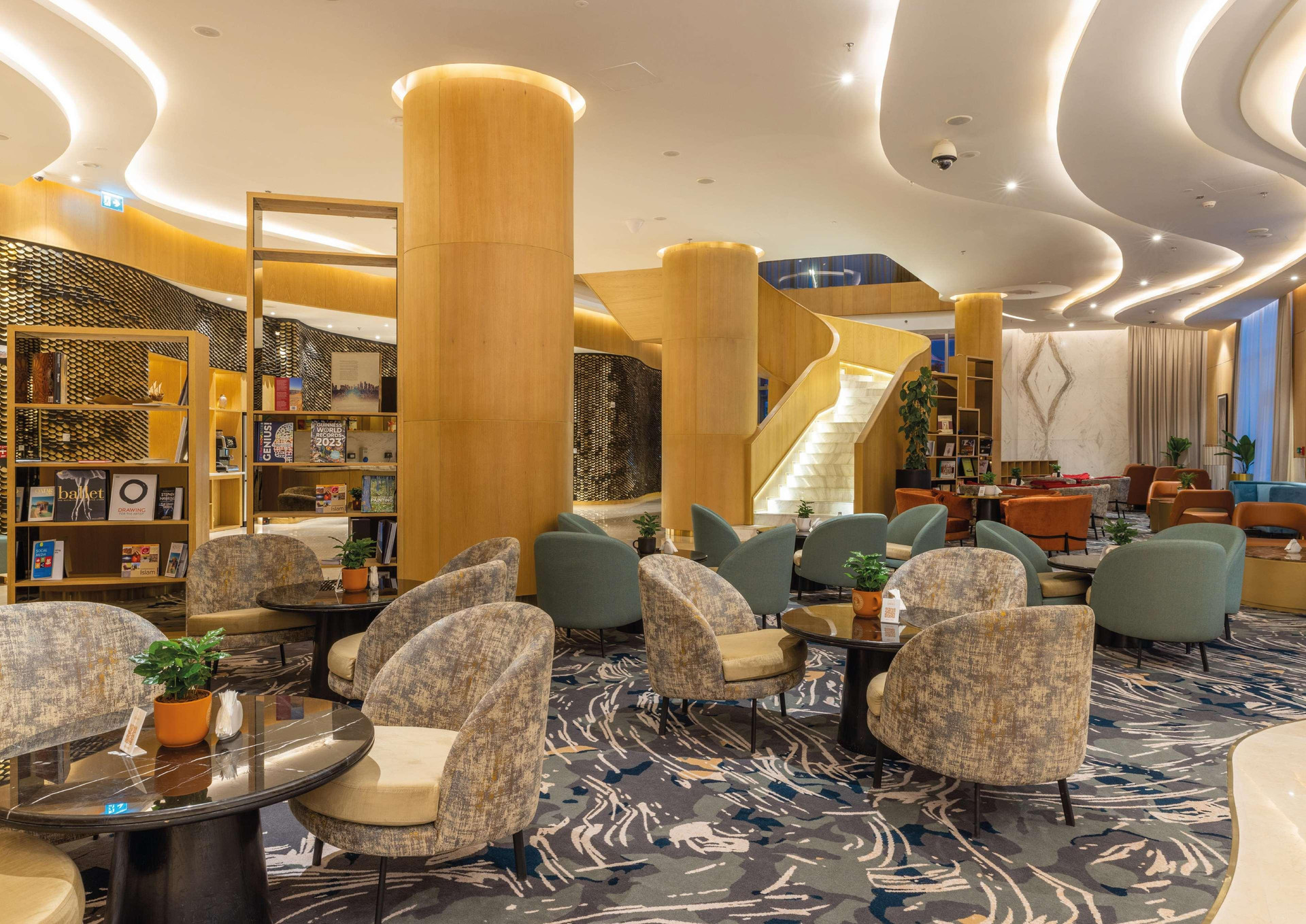Vista Lobby Embassy Suites by Hilton Doha Old Town