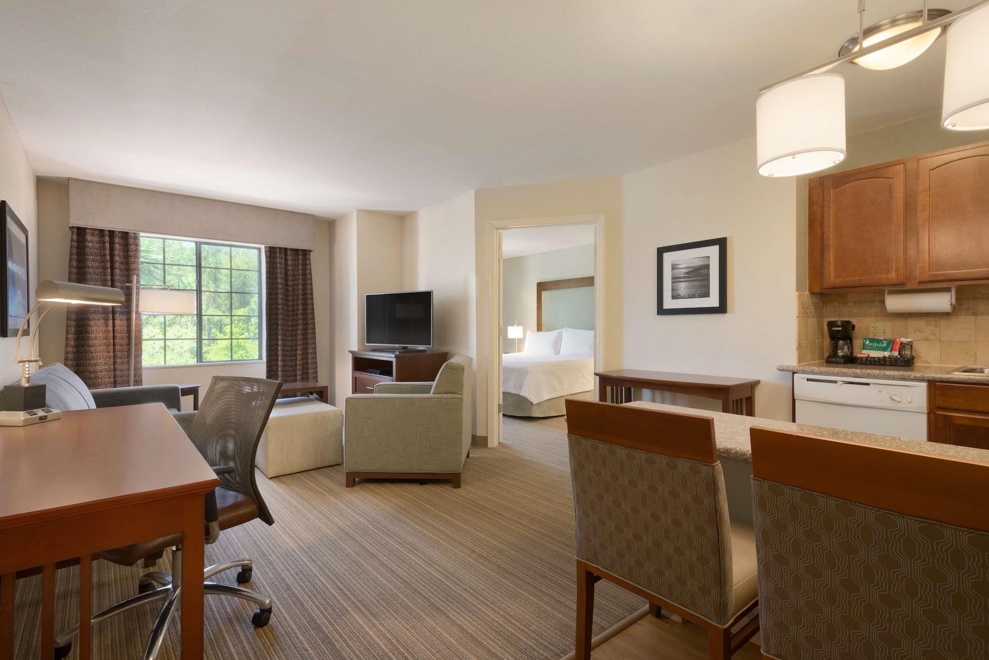 Habitación Homewood Suites by Hilton Jacksonville Deerwood Park