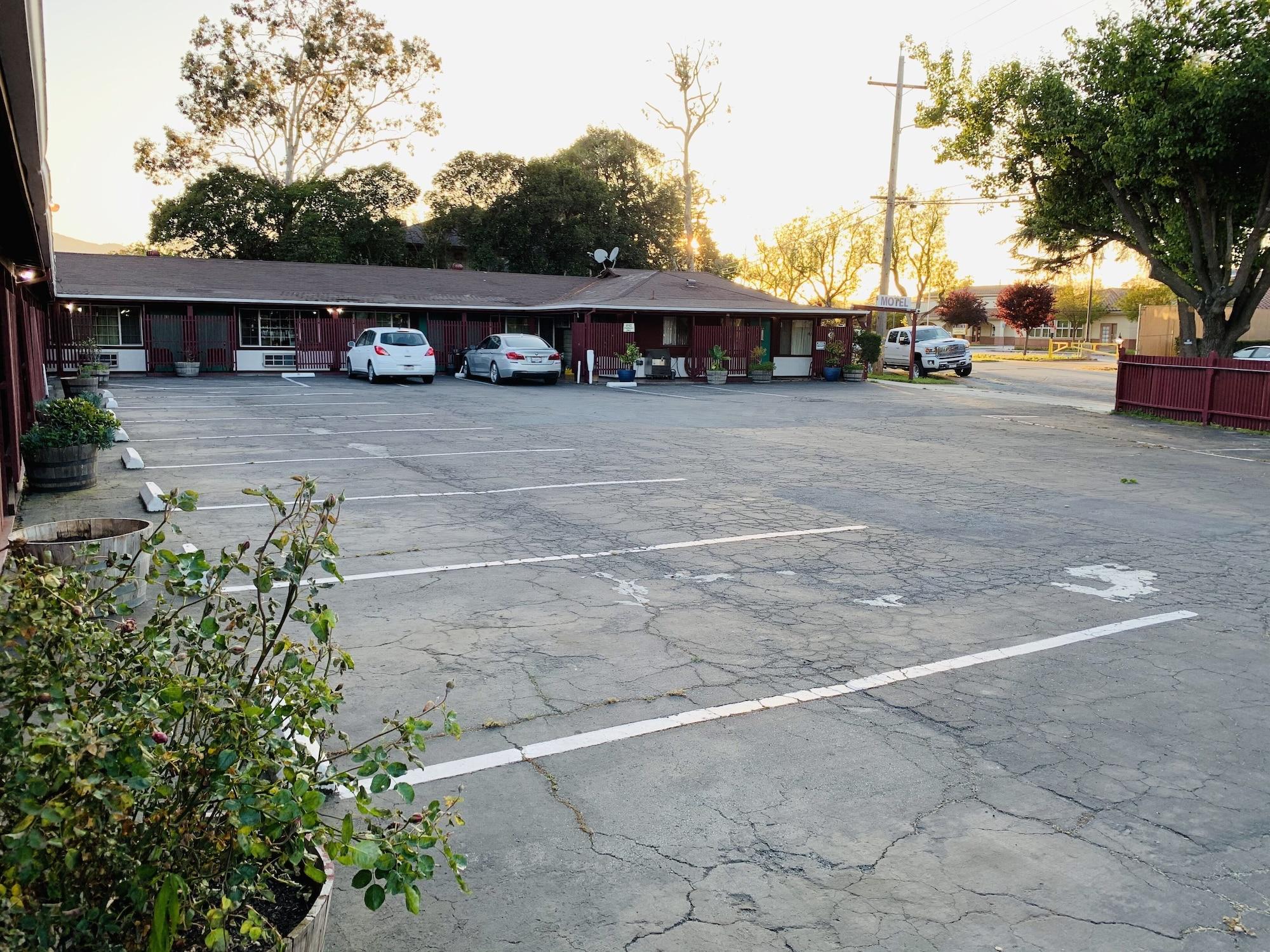 Comodidades del Alojamiento Pacheco Pass Motel