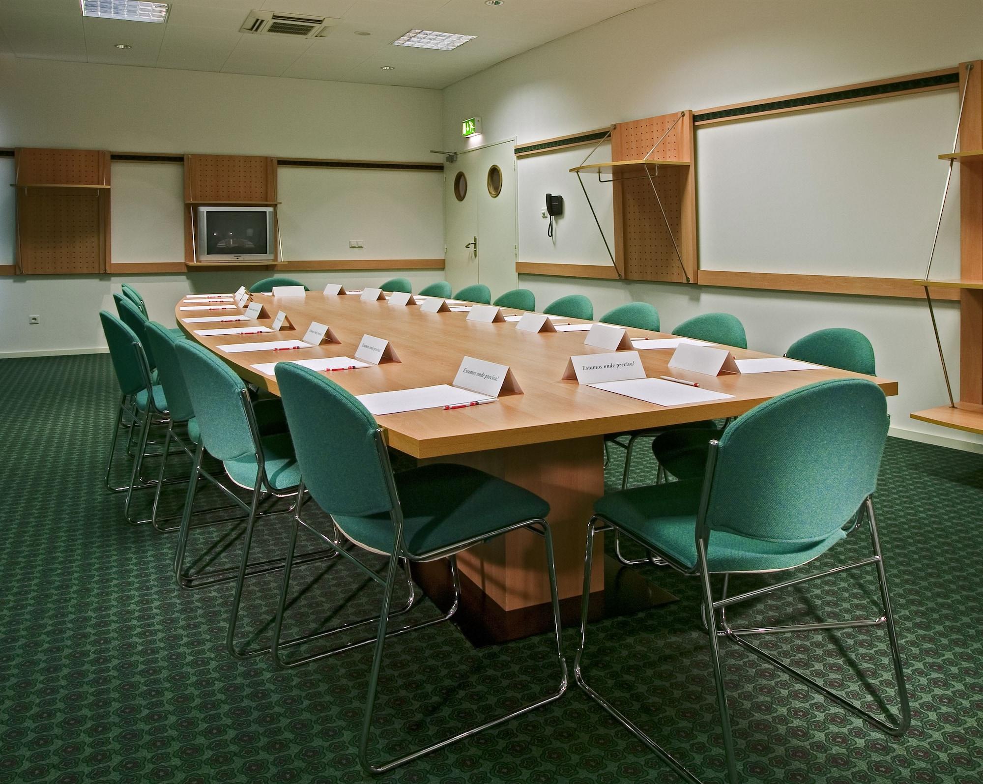 Sala de Reuniones ibis Porto Sao Joao
