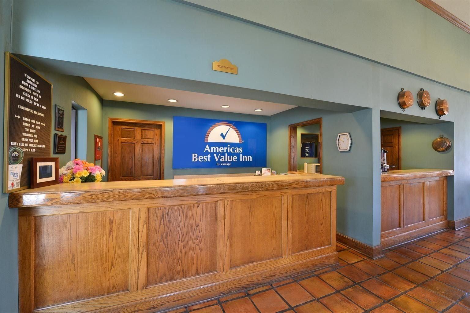 Vista Lobby Americas Best Value Inn Columbus, TX