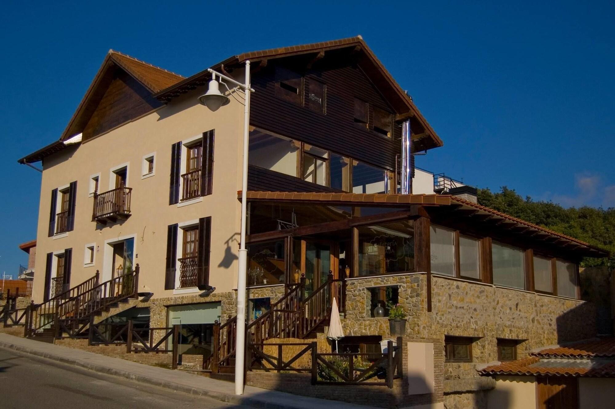 Vista Exterior Agua Viva Hostería & Spa Castro