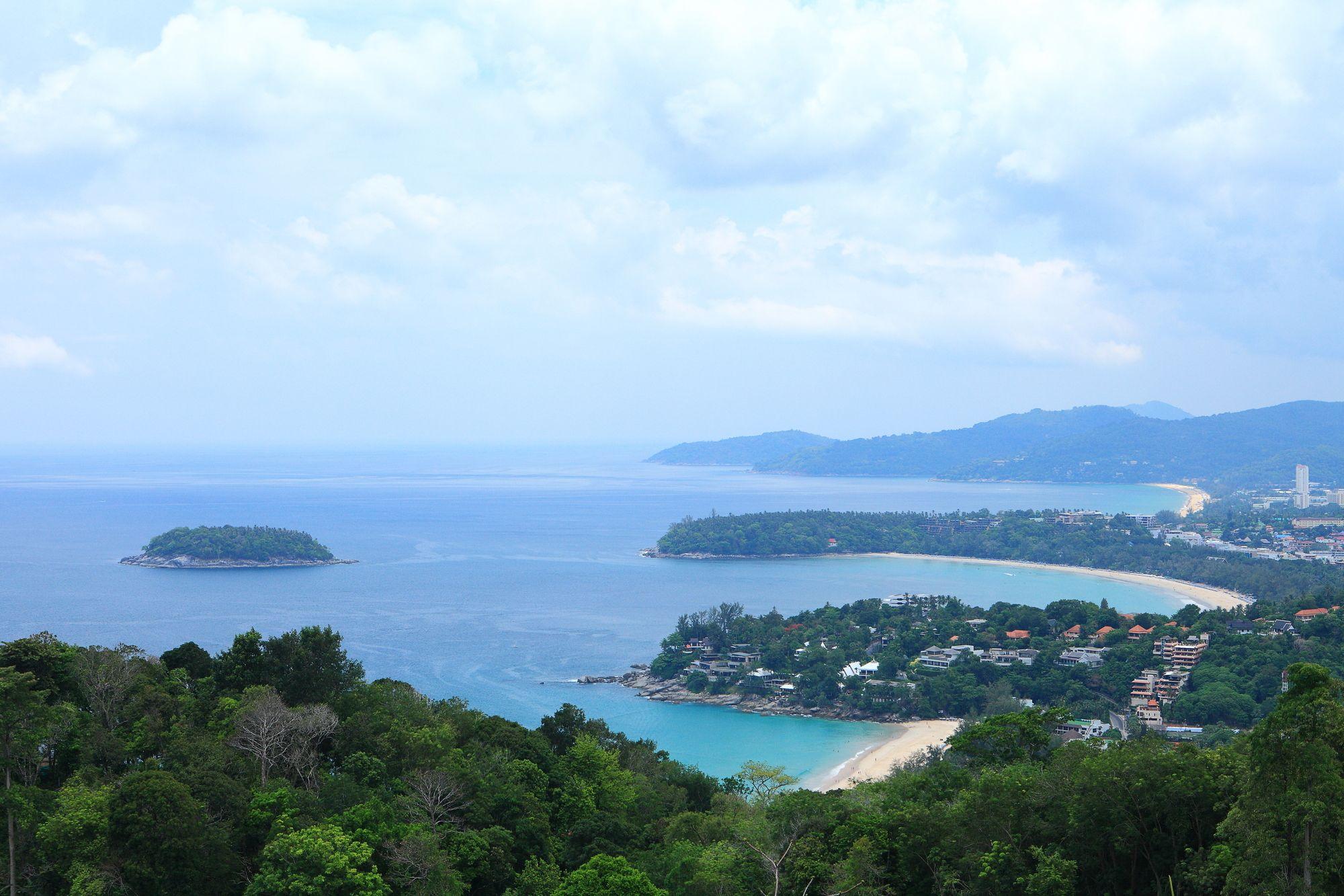 Playa Holiday Inn Resort Phuket by IHG
