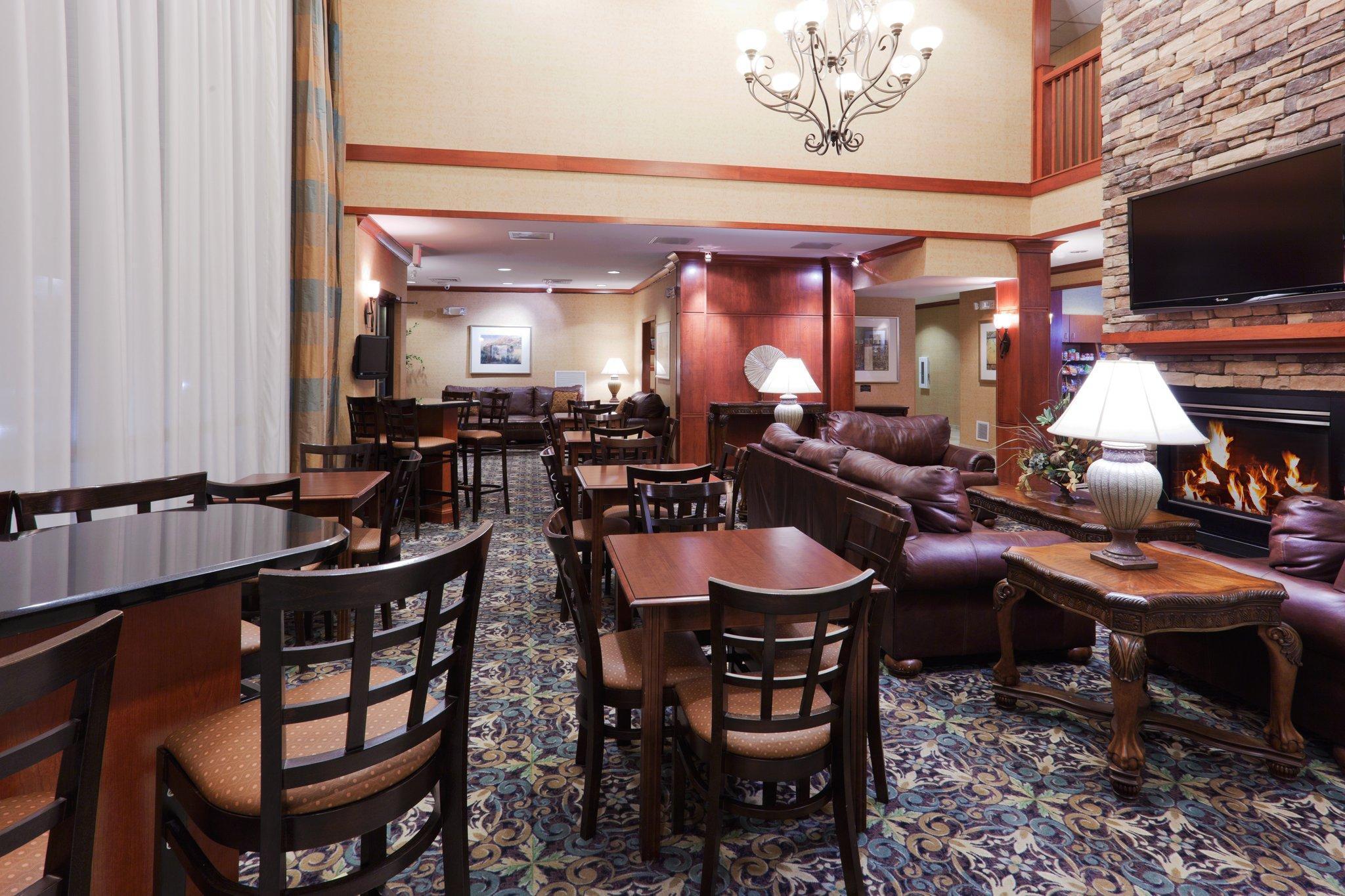 Vista Lobby Staybridge Suites Rocklin - Roseville Area by IHG