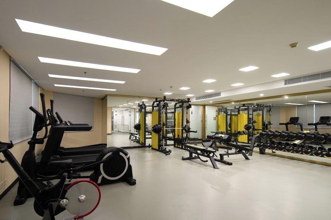 Gimnasio Kaiser Hotel Guangzhou Gangding Metro