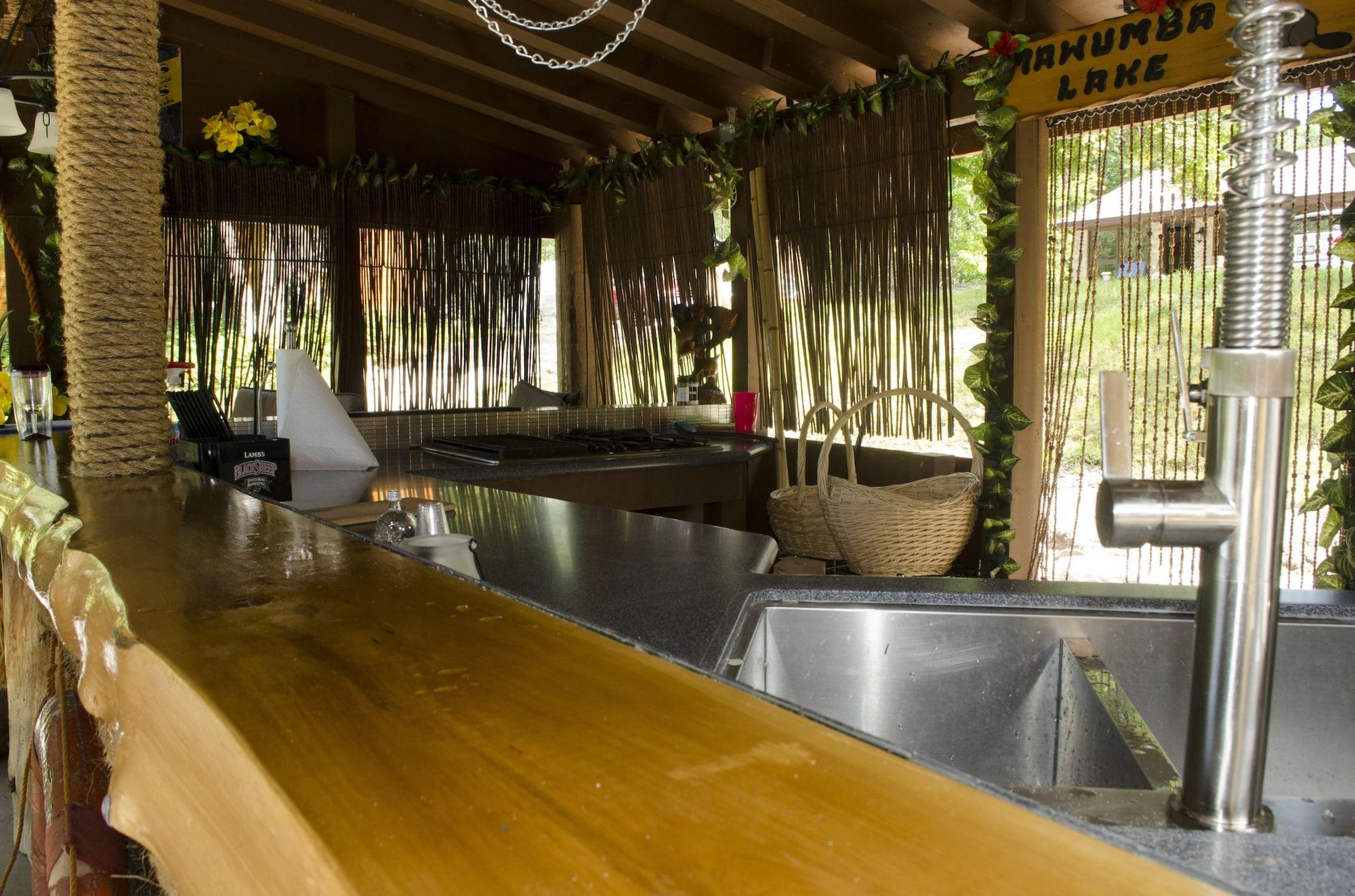 Bar/Salón Footprints Resort