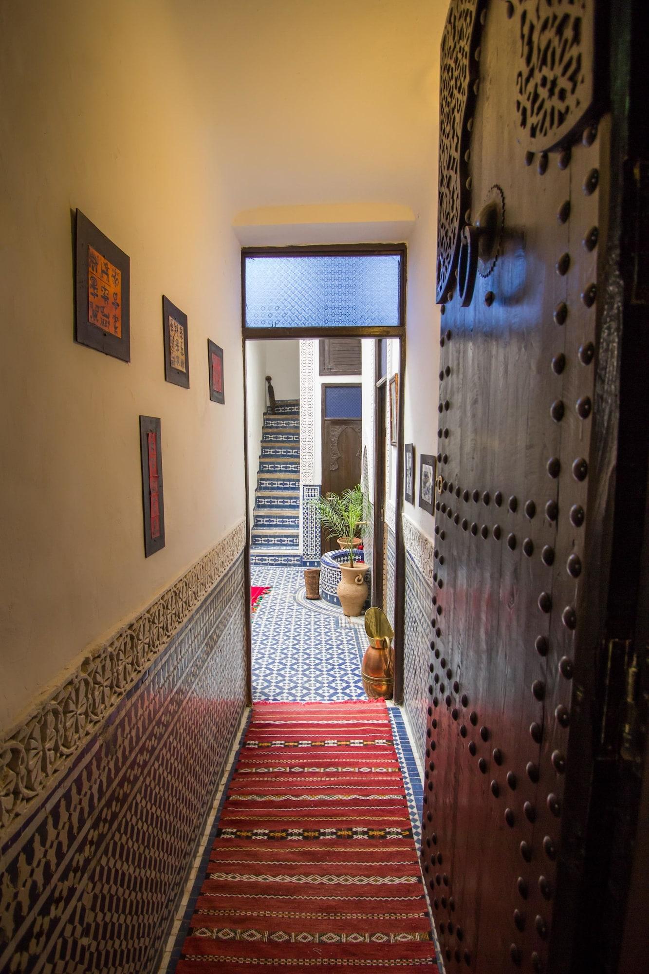 Vista Exterior Riad Taha