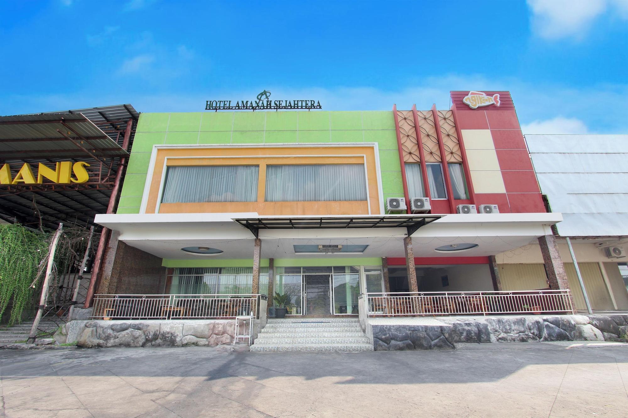 Vista Exterior Hotel O Jalan Slamet Riyadi Near Bandara Adi Soemarmo Formerly Amanah Sejahtera