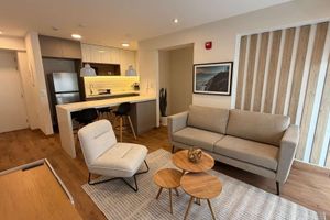 Alquiler Vacacional - w Amazing and Cozy 2BR w Balcony in Miraflores