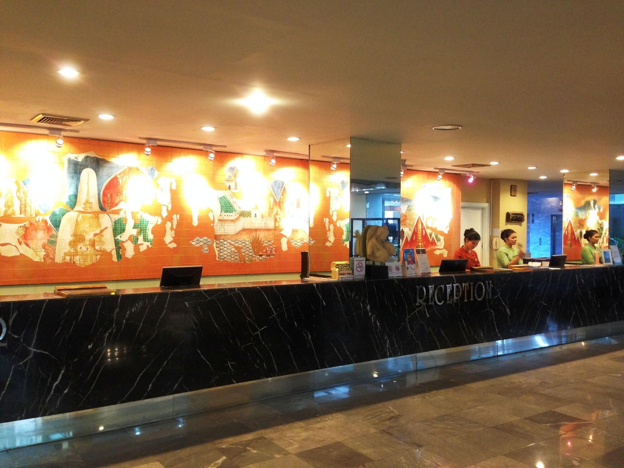 Vista Lobby The City Hotel Sriracha by BBH Japan