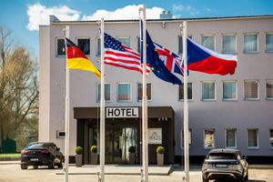 Alojamiento - SKY Hotel Prague