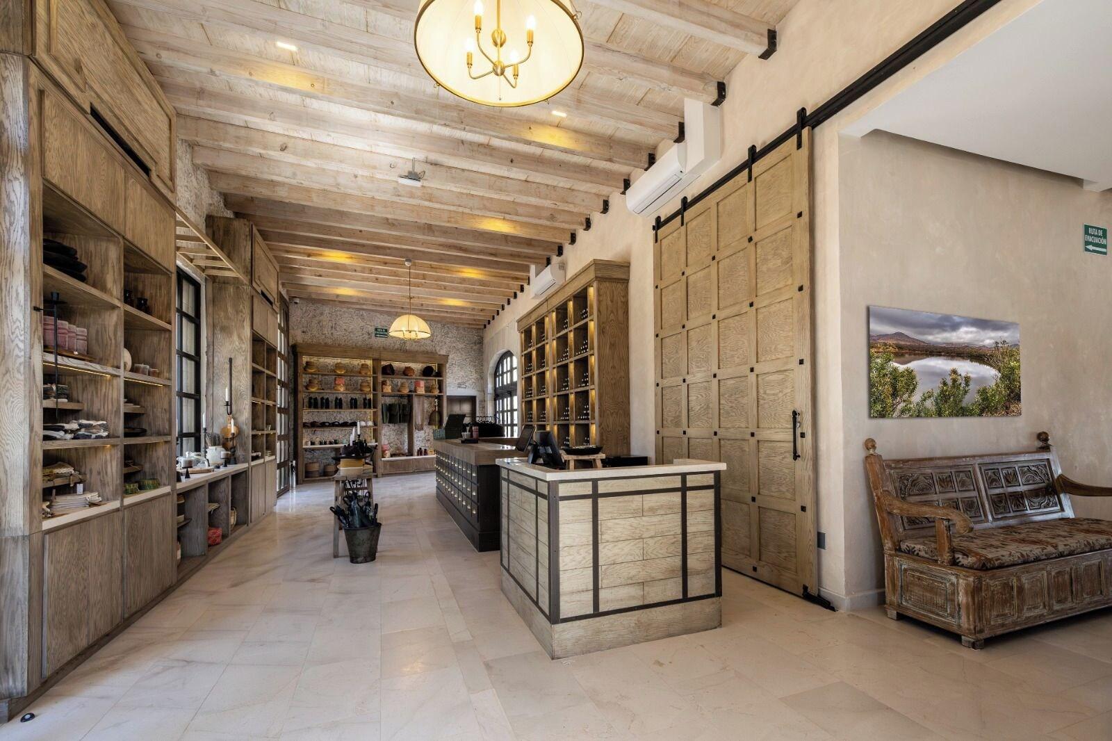Vista Lobby Valle de los Encinos Golf Resort & Spa