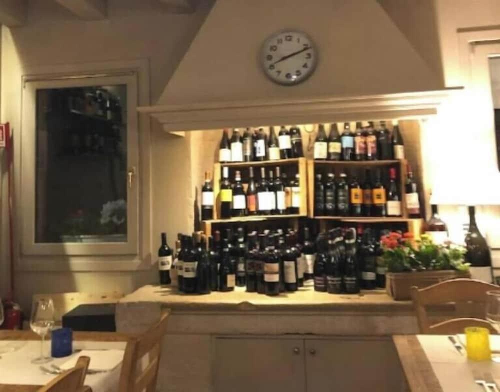Bar/Salón Relais Toti B&B