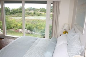 Alquiler Vacacional - Beautiful Oceanfront Home in Estate Setting, Gloucester