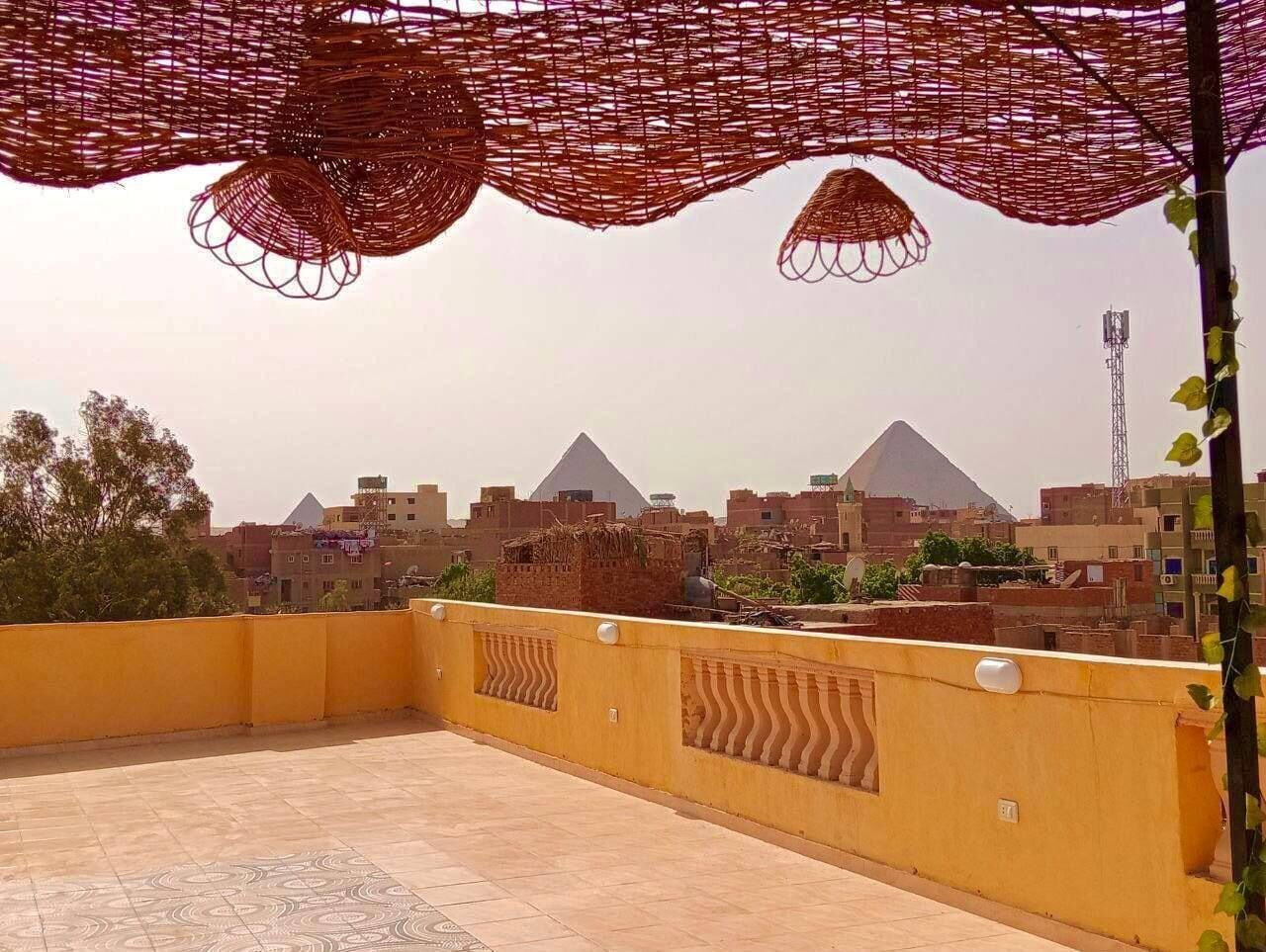 Vista Lobby Four pyramids Guest house