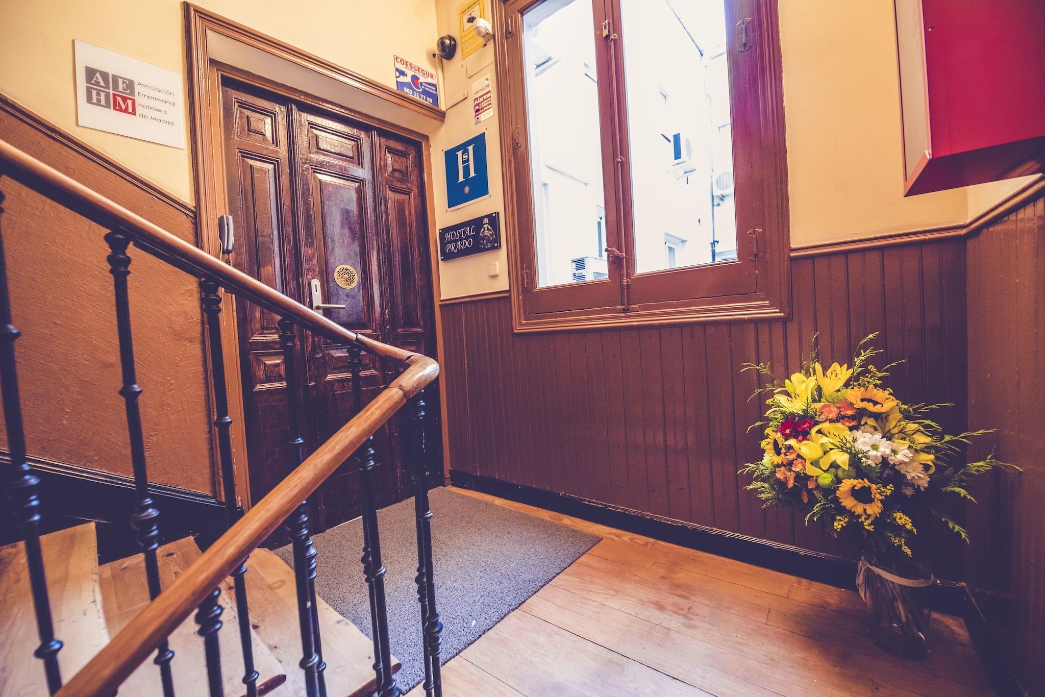 Vista Lobby Hostal Prado