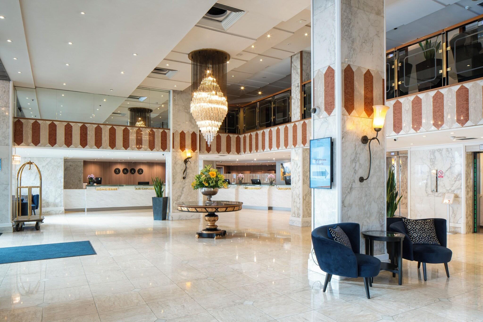 Vista Lobby Danubius Hotel Regents Park