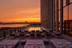 Alojamiento - Equinox Hotel New York