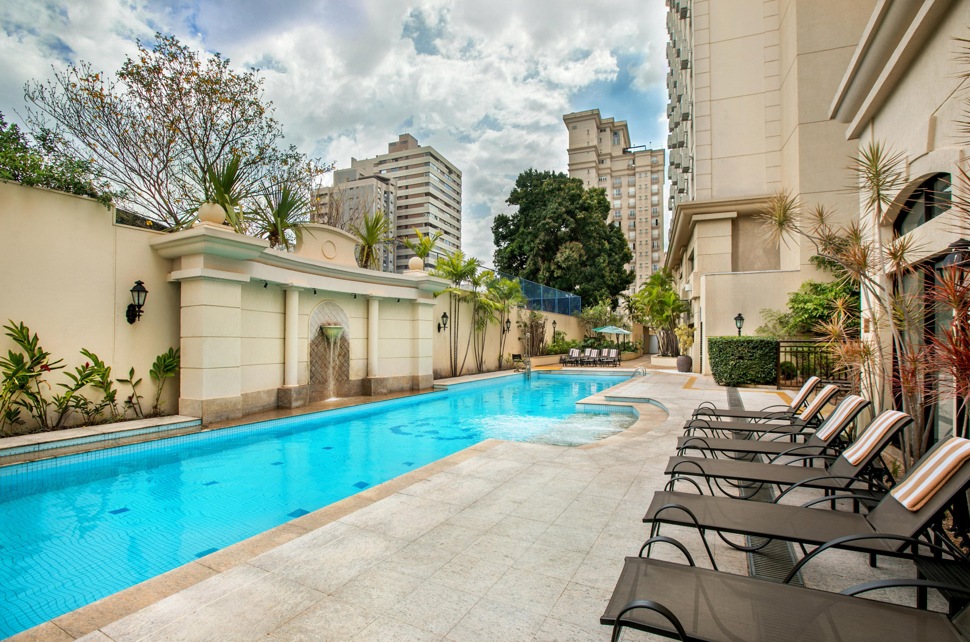 Vista Piscina Meliá Campinas