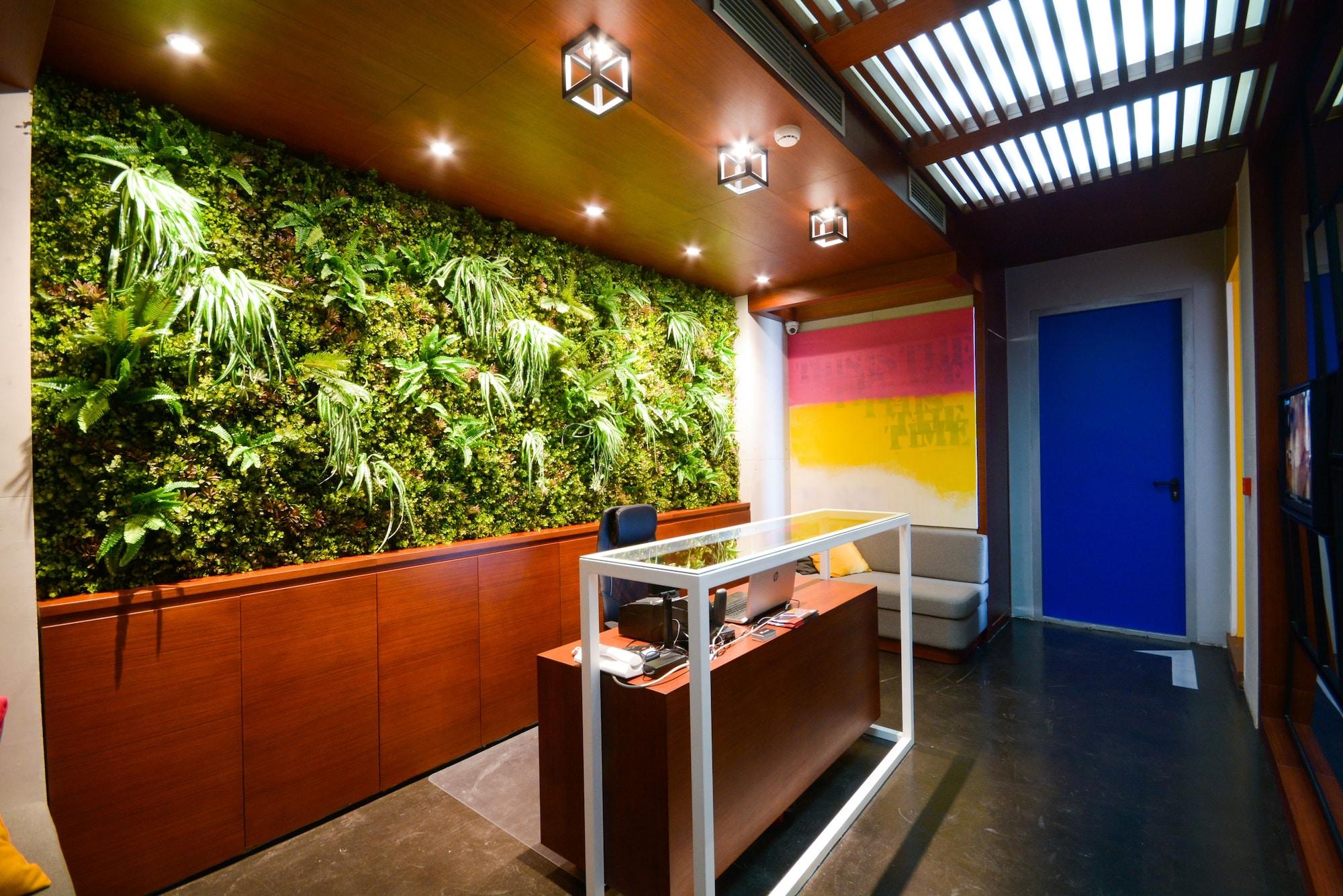 Vista Lobby Boutique Rooms
