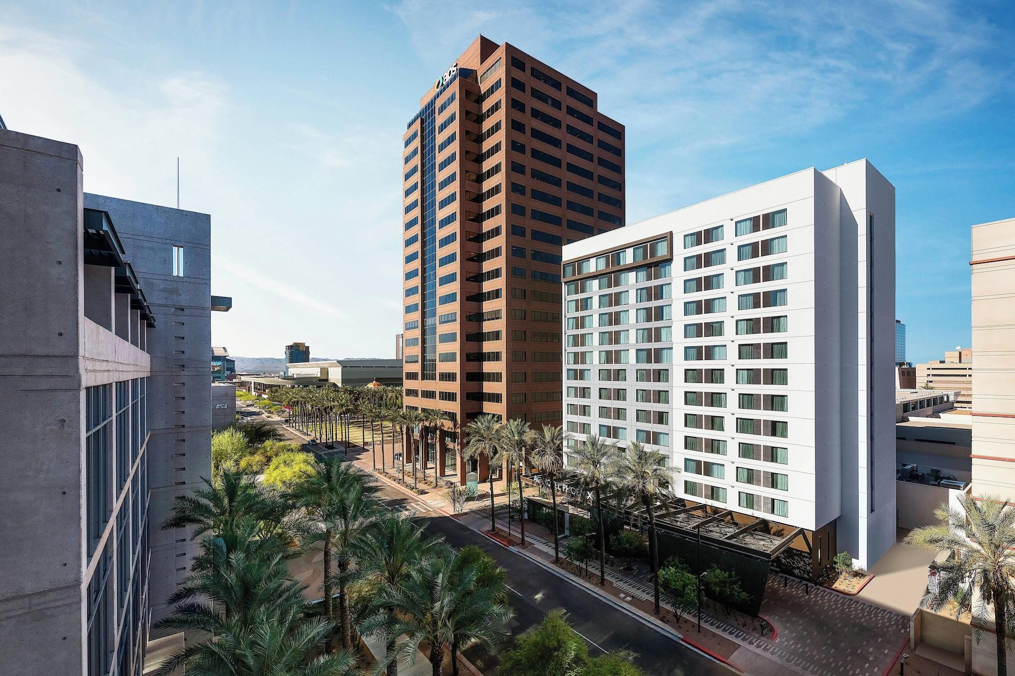 Vista Exterior AC Hotel by Marriott Phoenix Downtown