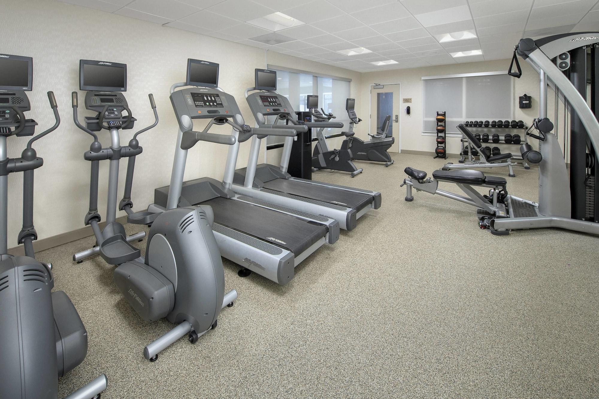 Gimnasio SpringHill Suites Alexandria