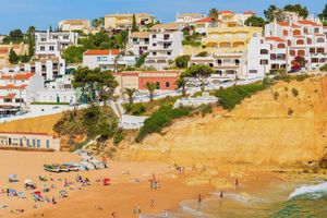 Actividad - Tour por Carvoeiro, Benagil y Ferragudo + Cata de vinos