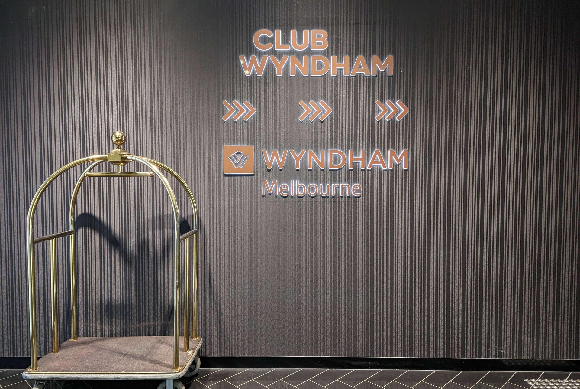Vista Lobby Wyndham Hotel Melbourne