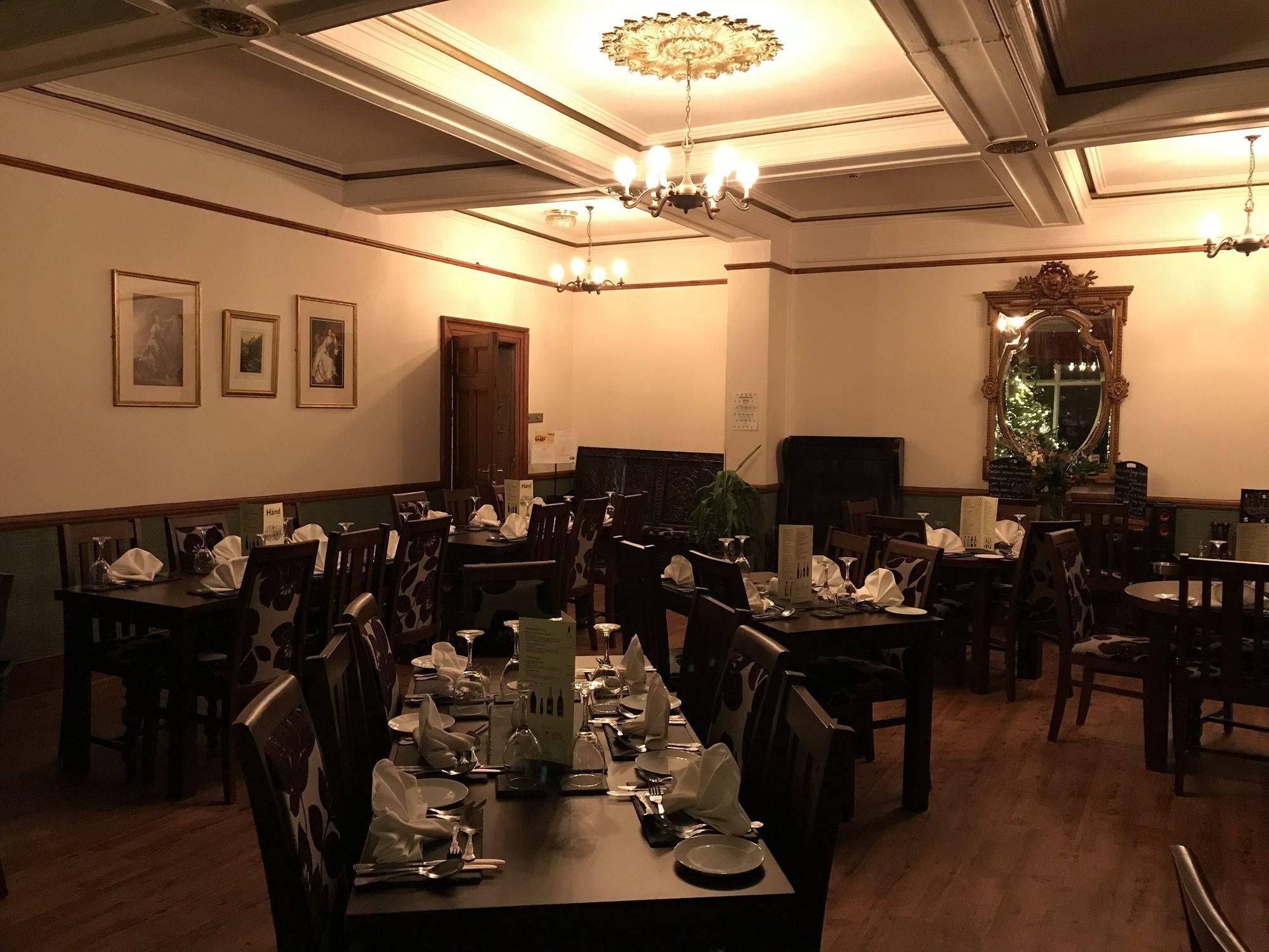 Restaurant The Hand Hotel