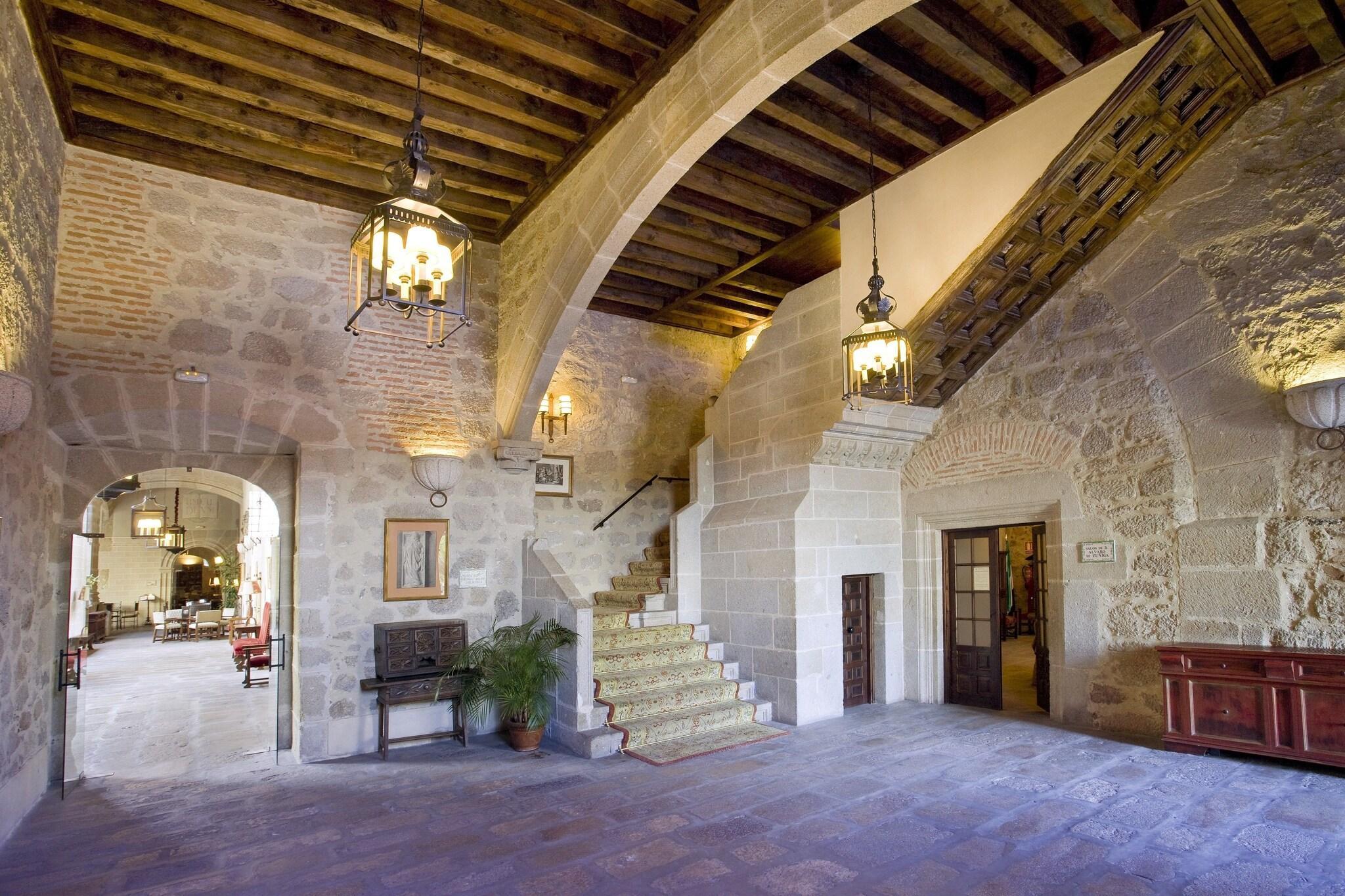 Vista Lobby Parador de Plasencia
