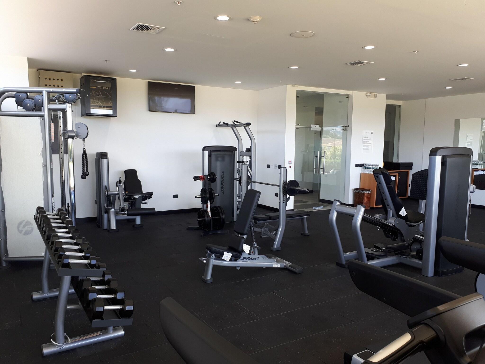 Gimnasio Eb hotel By Eurobuilding Quito Airport
