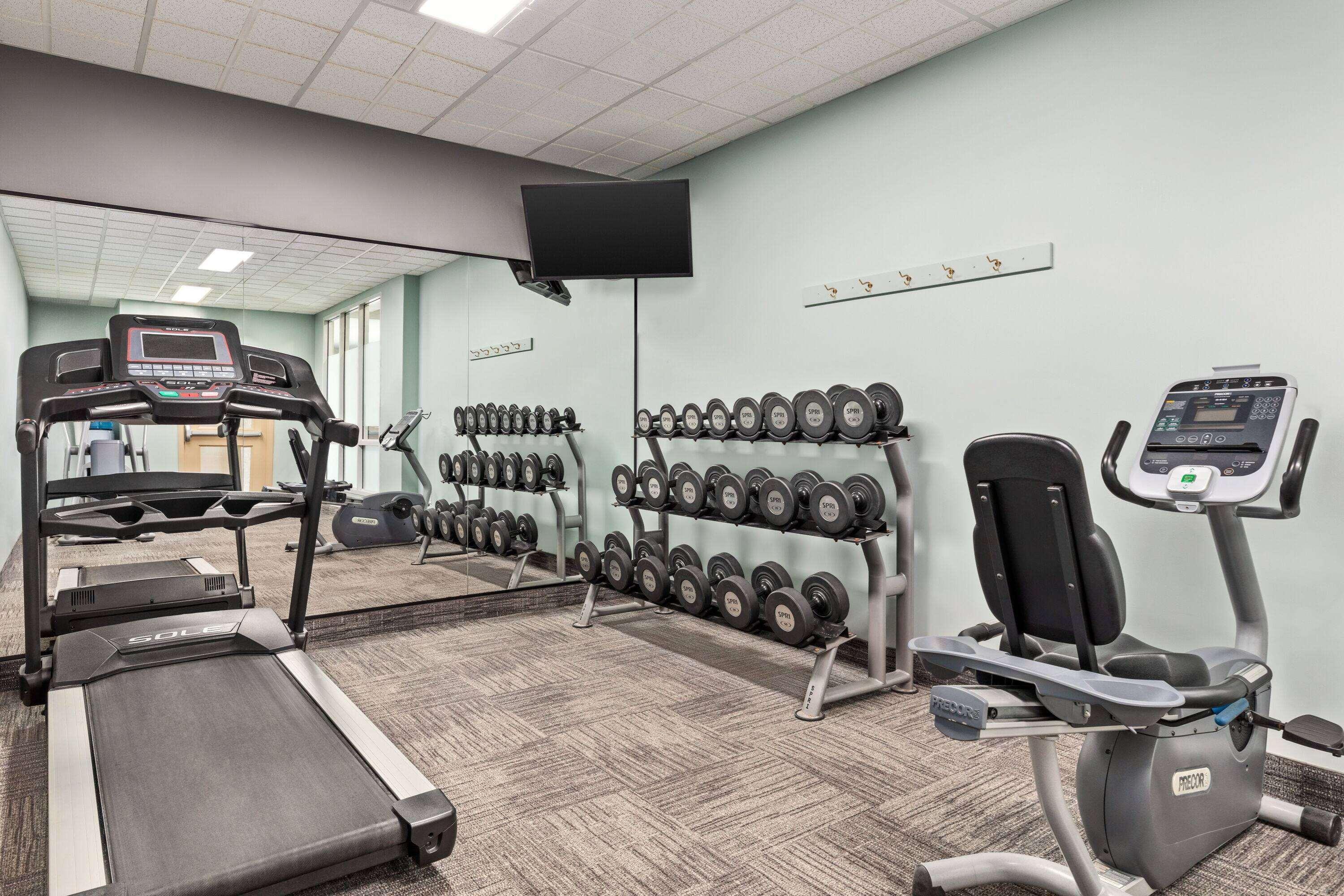 Gimnasio Ramada by Wyndham Niagara Falls Near the Falls