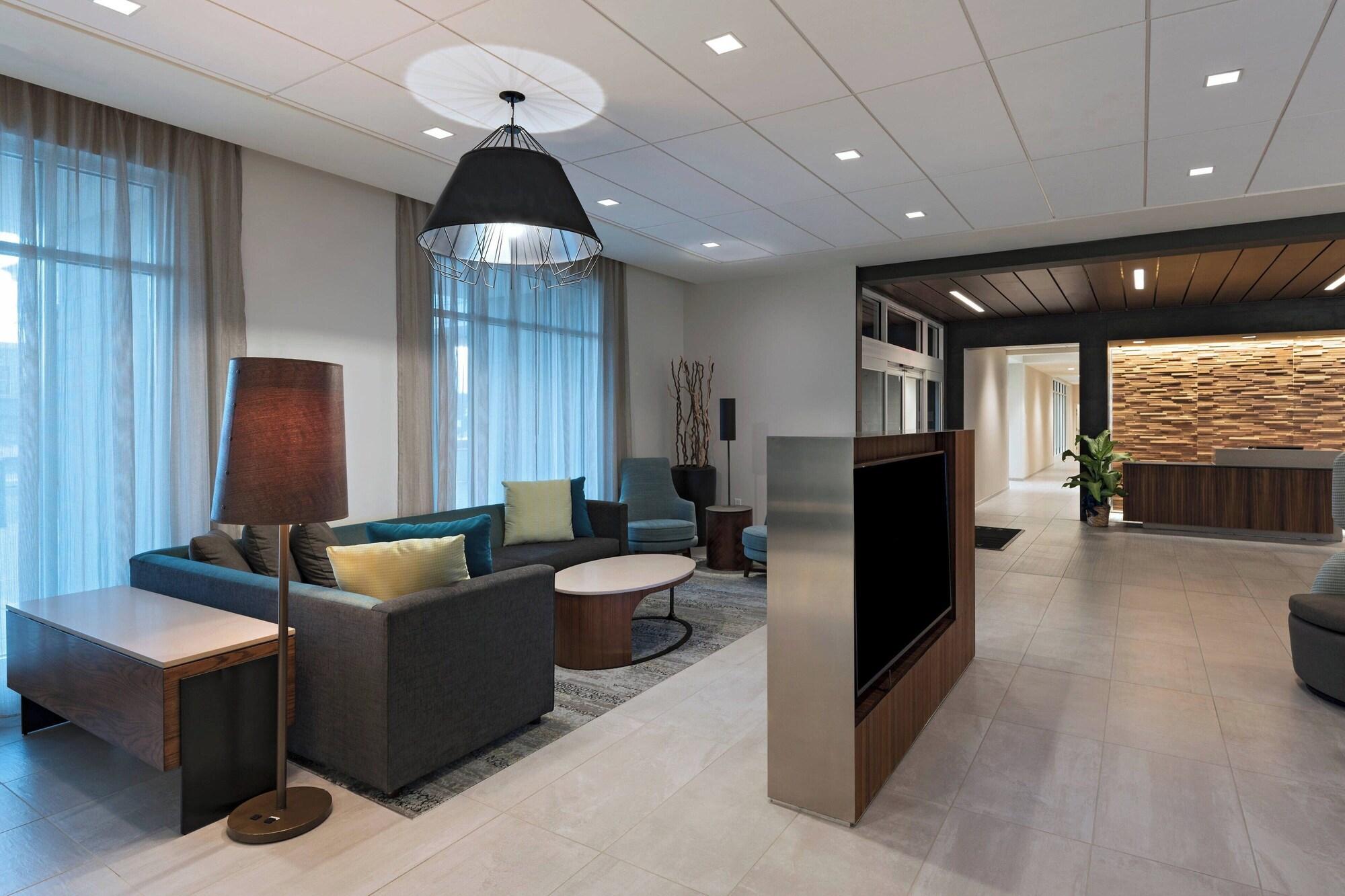 Vista Lobby Courtyard by Marriott Jackson Madison