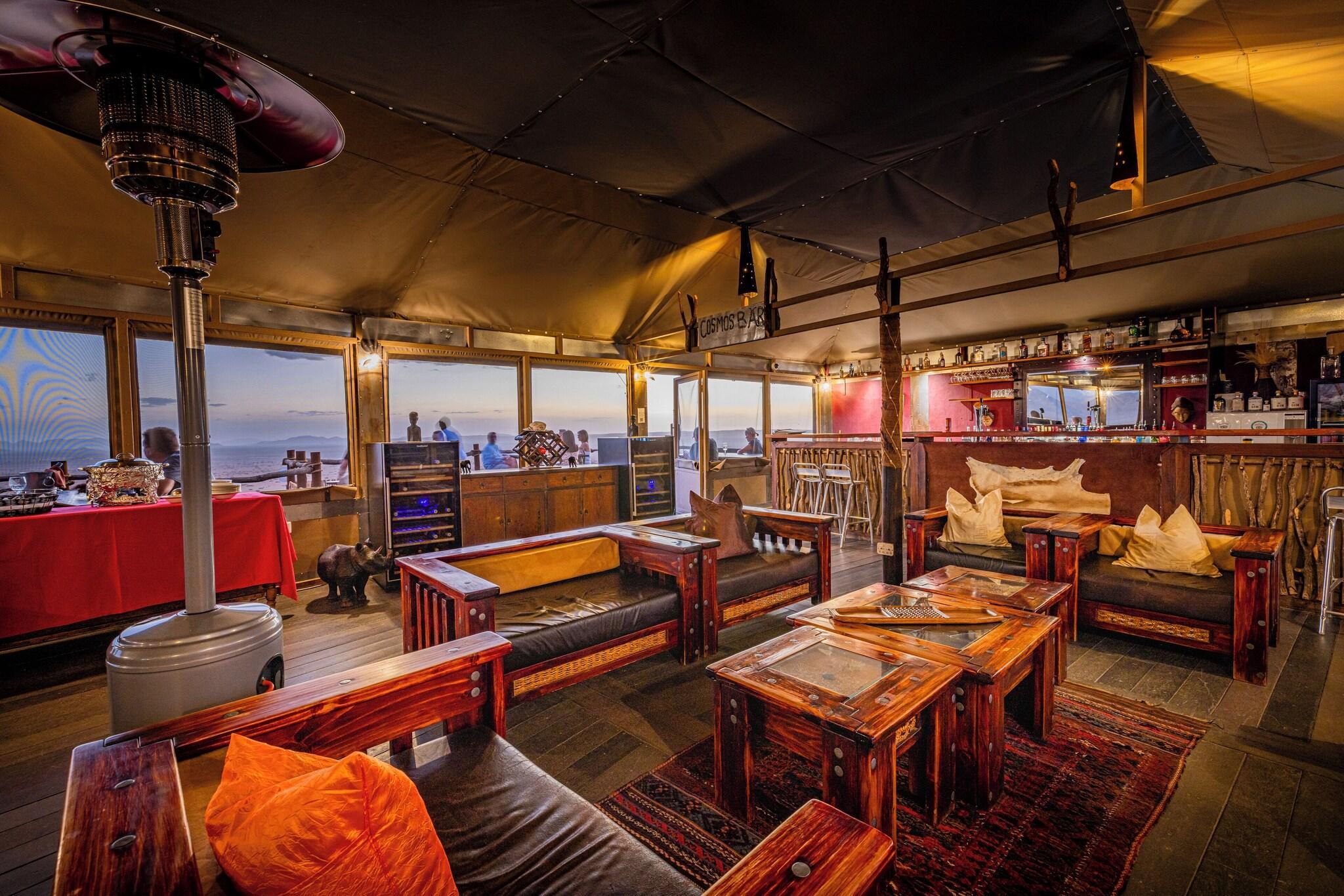 Bar/Salón Moon Mountain Lodge